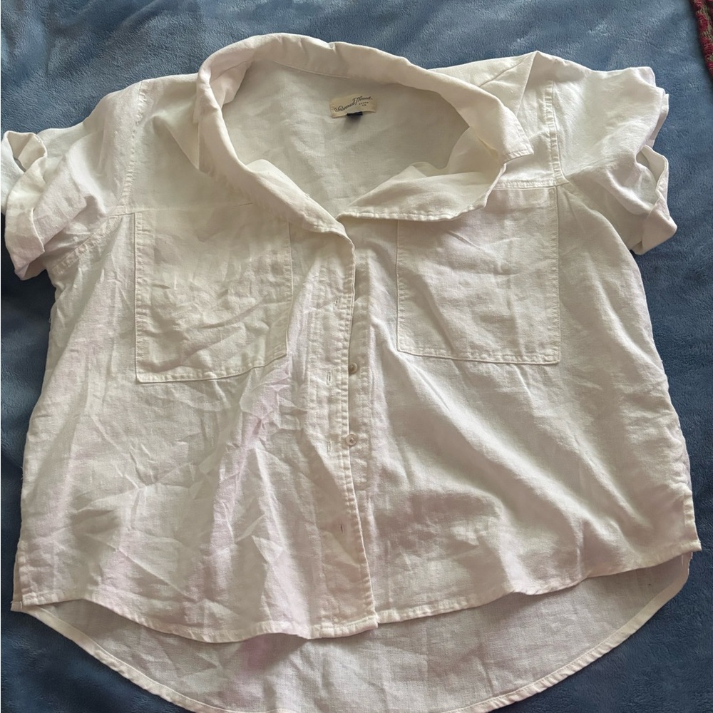 Universal Thread White Button Down Shirt Short Sleeve